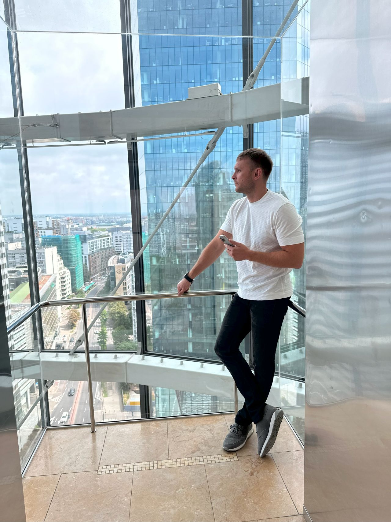 Artem Lyashanov, fintech editorial author and payment systems expert